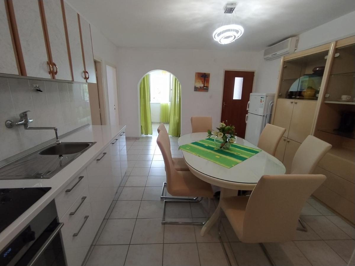 Apartmani Trubi 2 Vodice Exteriér fotografie