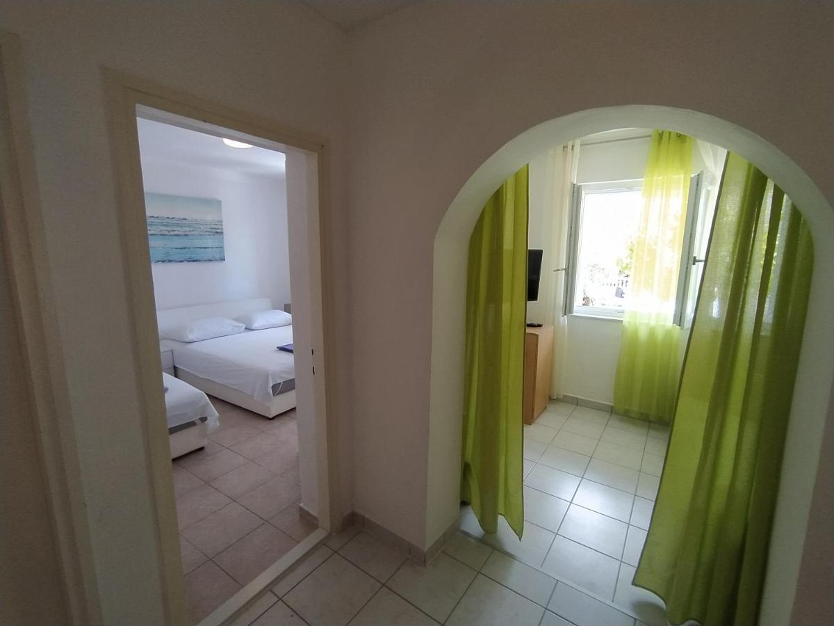 Apartmani Trubi 2 Vodice Exteriér fotografie